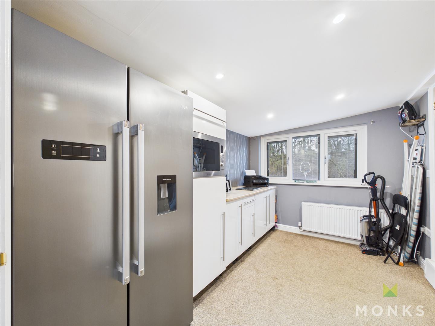 The Sheal , Pant, SY10 9QE For Sale